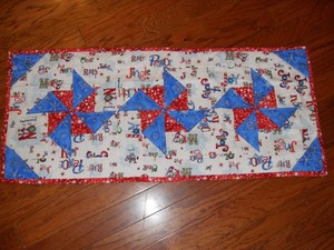 christmas Table > & Décor > Accents Finished Handcrafted  & cute Décor table runner Pieces Home