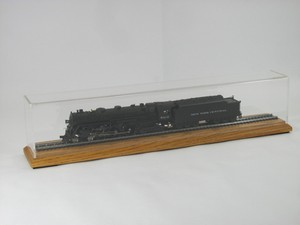 Details about 15" HO Train Display Case with Solid Wood Base -Honey 