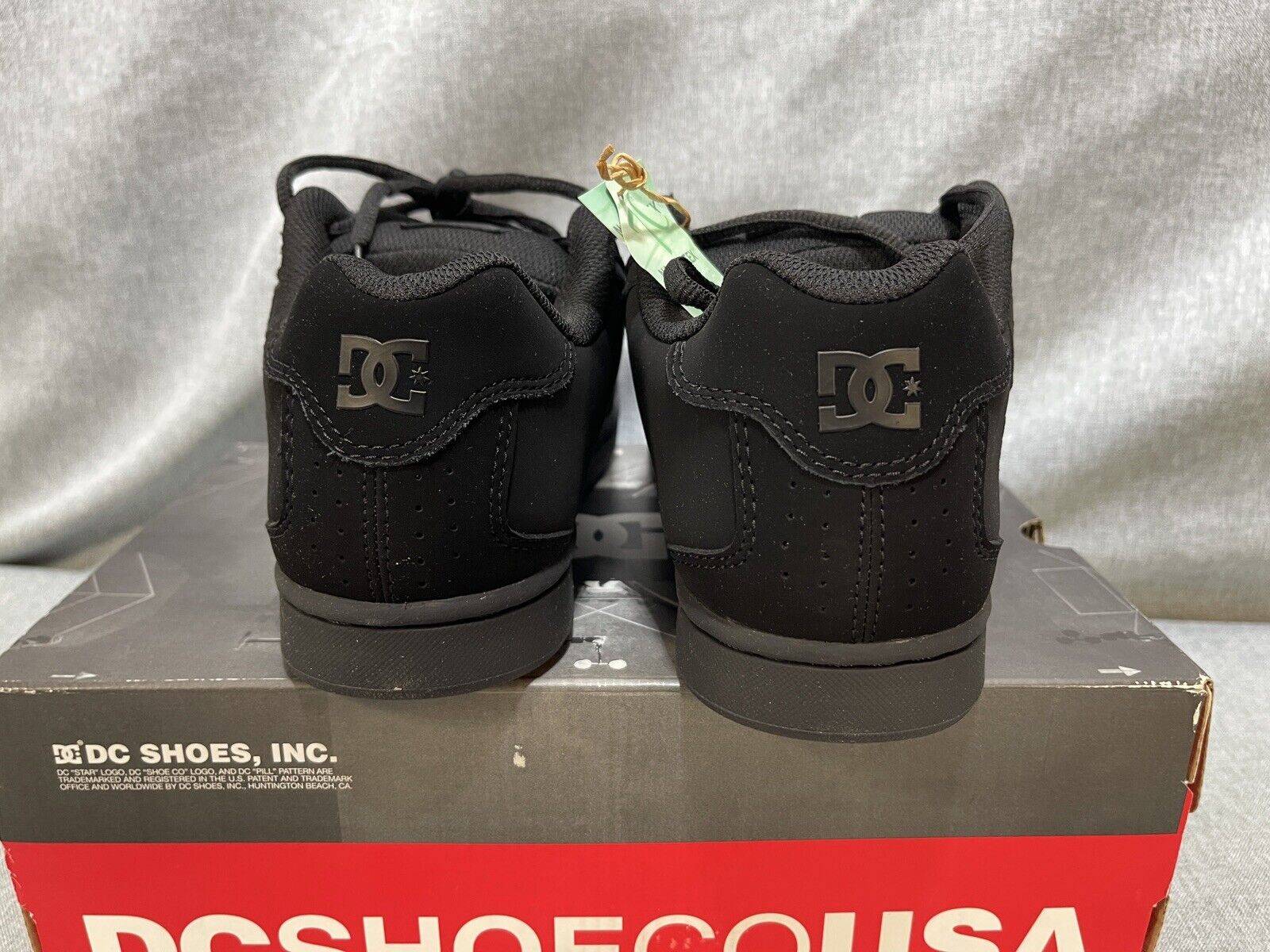 DC MENS Court Graffik Lowtop Skate Shoes Allover Black Size 18 NEW