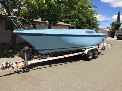 26 foot 1976 Sail boat Clipper Marine and trailer fully rigged aluminum mastGood