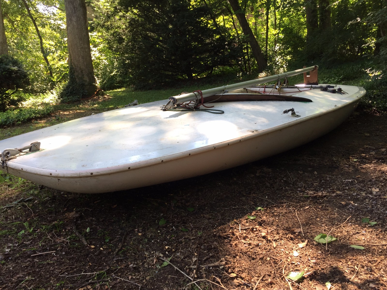 LF - 1989 Johnson McScow 16' Sailboat - Illinois