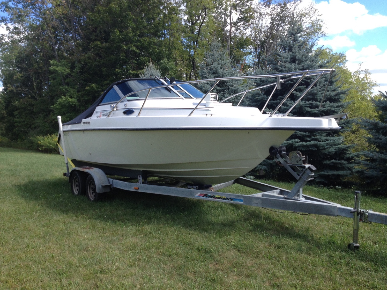 Sea-Trac 225 Fishing, Family Boat with Trailer