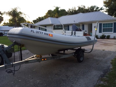 Novurania Inflatable center console