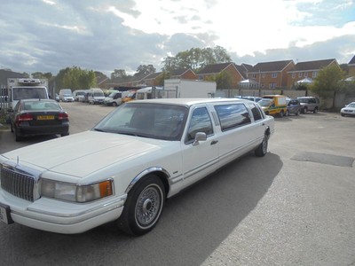 Lincoln TOWNCAR 4.6 STRETCH LIMO - 1992 REG - 10 MONTHS MOT