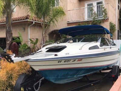 Bayliner 2150 Capri Cuddy, Volvo Penta