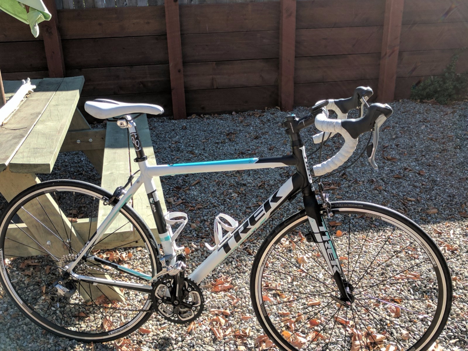 Womens road bike, Trek EXI series SL, 54.1 cm, Tiagra 3x10 drive train,
