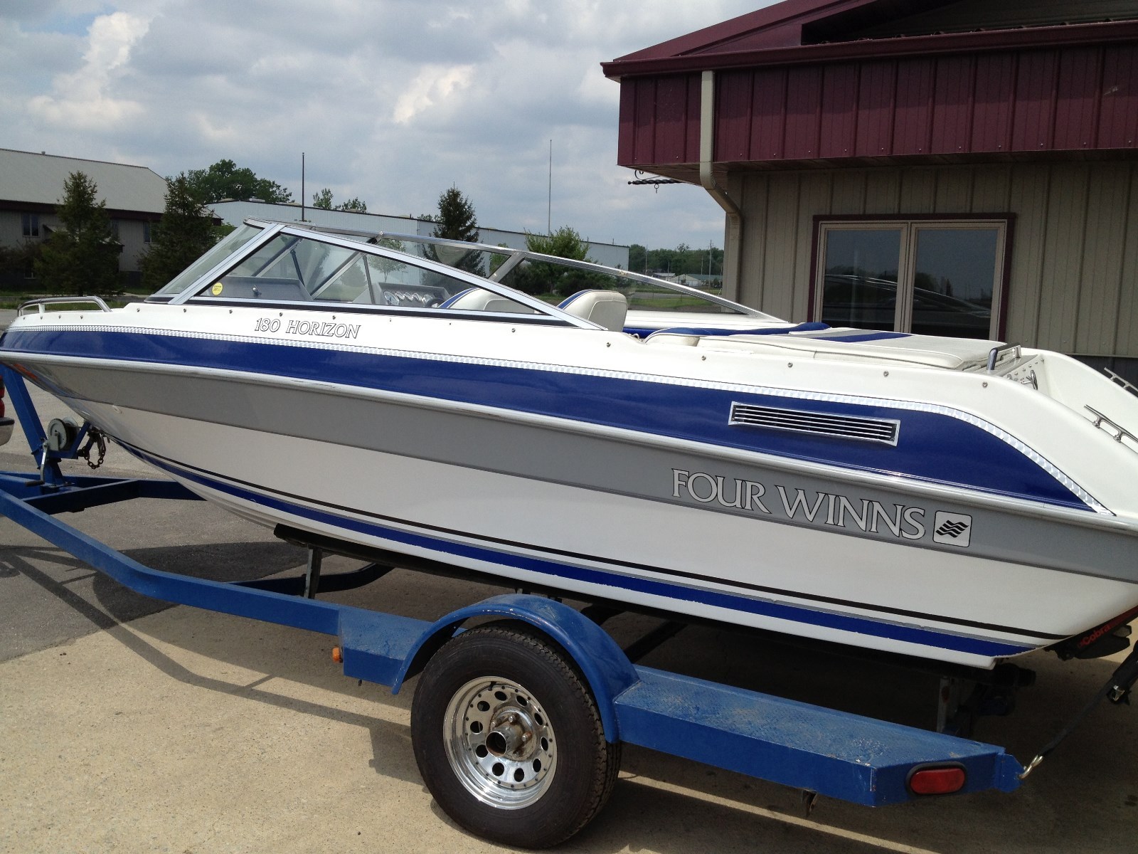 1991 Four Winns 180 Horizon Boat