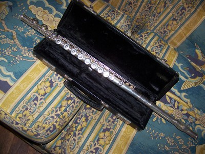Armstrong Sterling Silver Flute Model 80