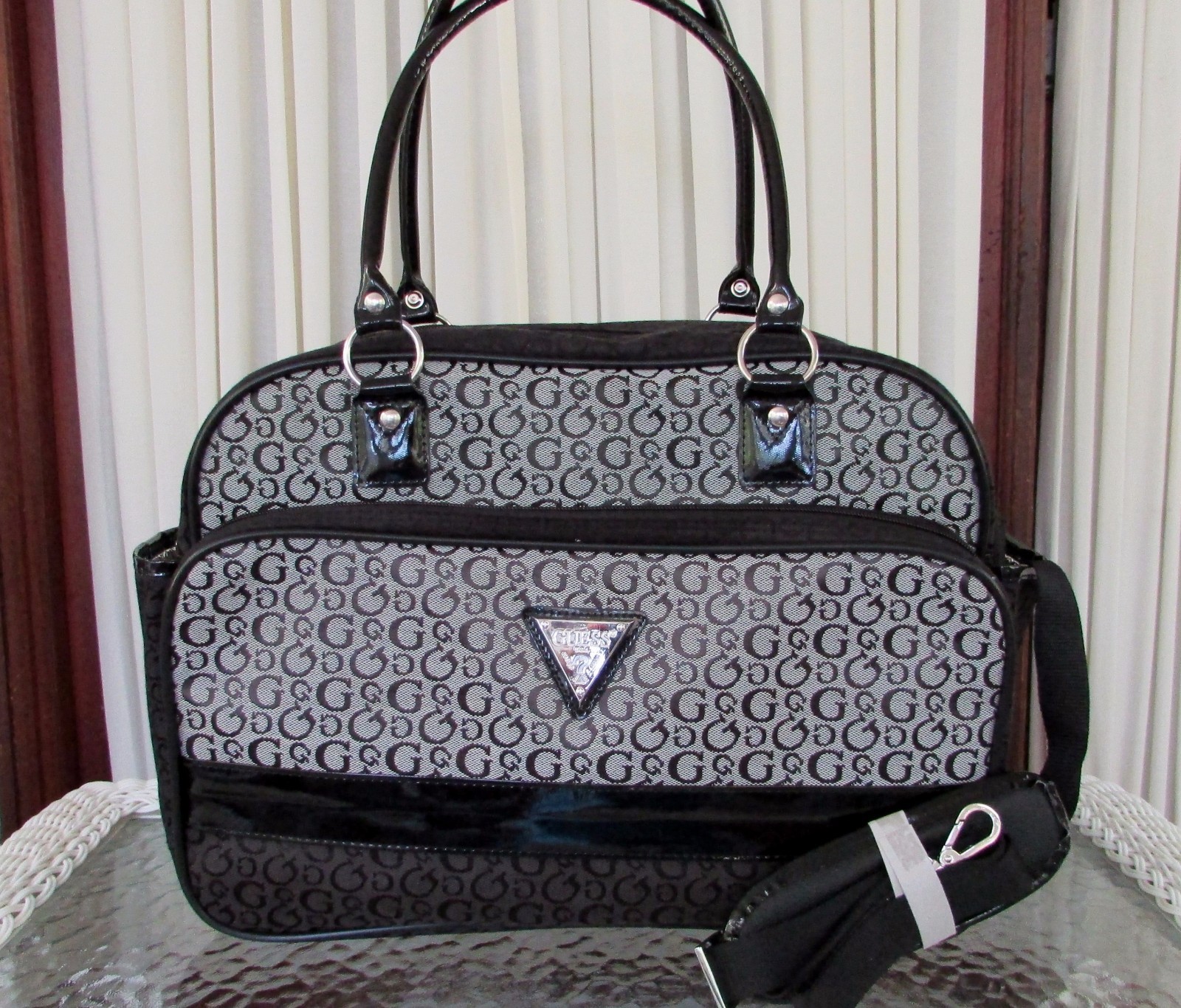 guess nappy bag