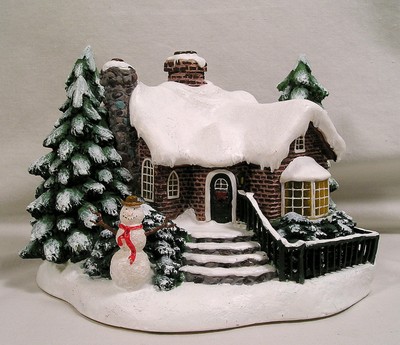 Thomas Kinkade Christmas Village Chalet by Teleflora Gifts, Lighted House Decor