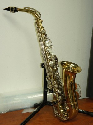 VINTAGE BUESCHER ARISTOCR....