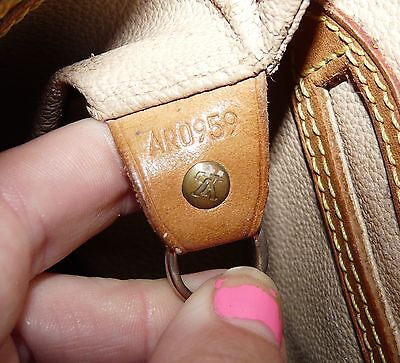 How To Spot A Authentic Louis Vuitton Handbag | eBay