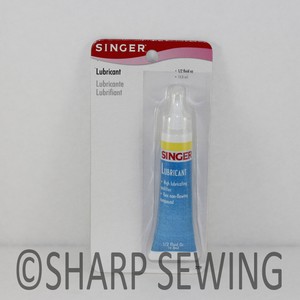 SINGER SEWING OIL LUBRICANT FOR MOTOR AND GEAR - 1/2 FLUID OZ S2129