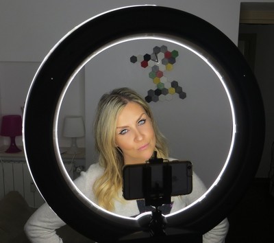 ring light led iphone stand lights lighting ipad socialite adapter kit smartphone makeup camera selfie youtubers dimmable leds incl remote