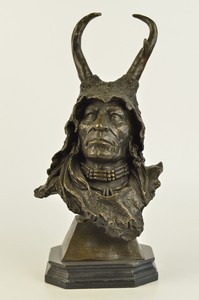 eagle bronze sculpture