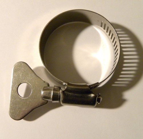 number of pores on face