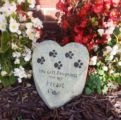 Pet Memorial Stone You left Paw Prints ...