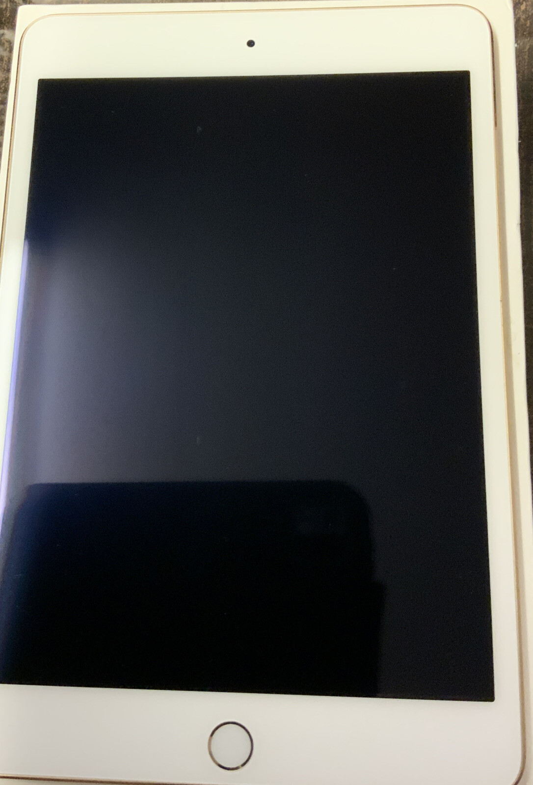 Apple iPad mini4 64GB Cellular シル… Wi-Fi