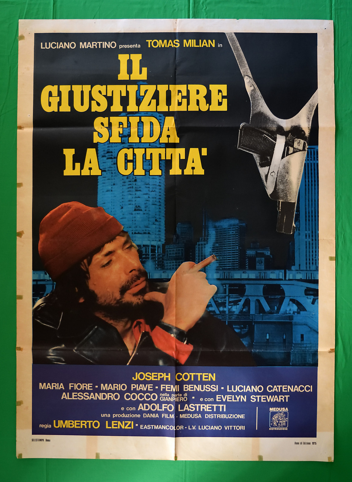 Risultati immagini per il giustiziere sfida la città film 1975 locandina