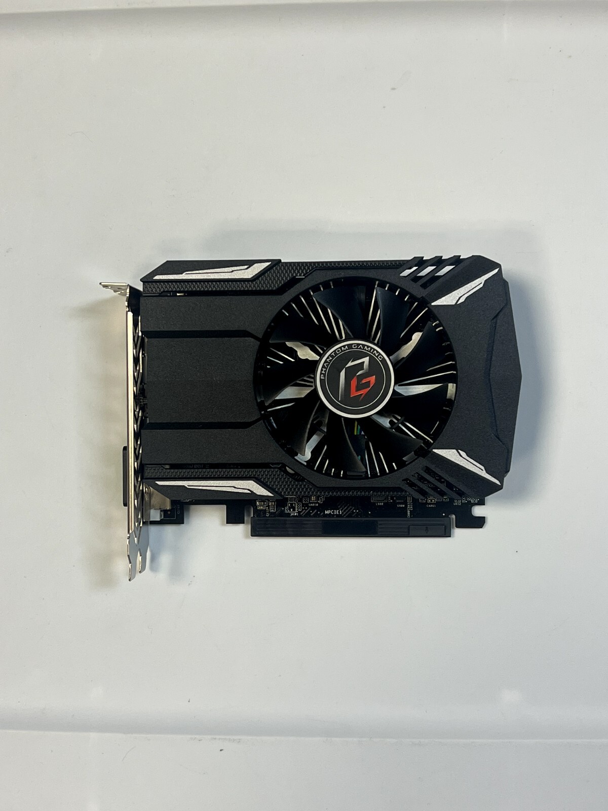 Yahoo!オークション AMD RADEON RX 550 2GB GDDR5 Graphics Card RX...