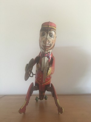 Vintage  Wind-up  Monkey Figure Toy