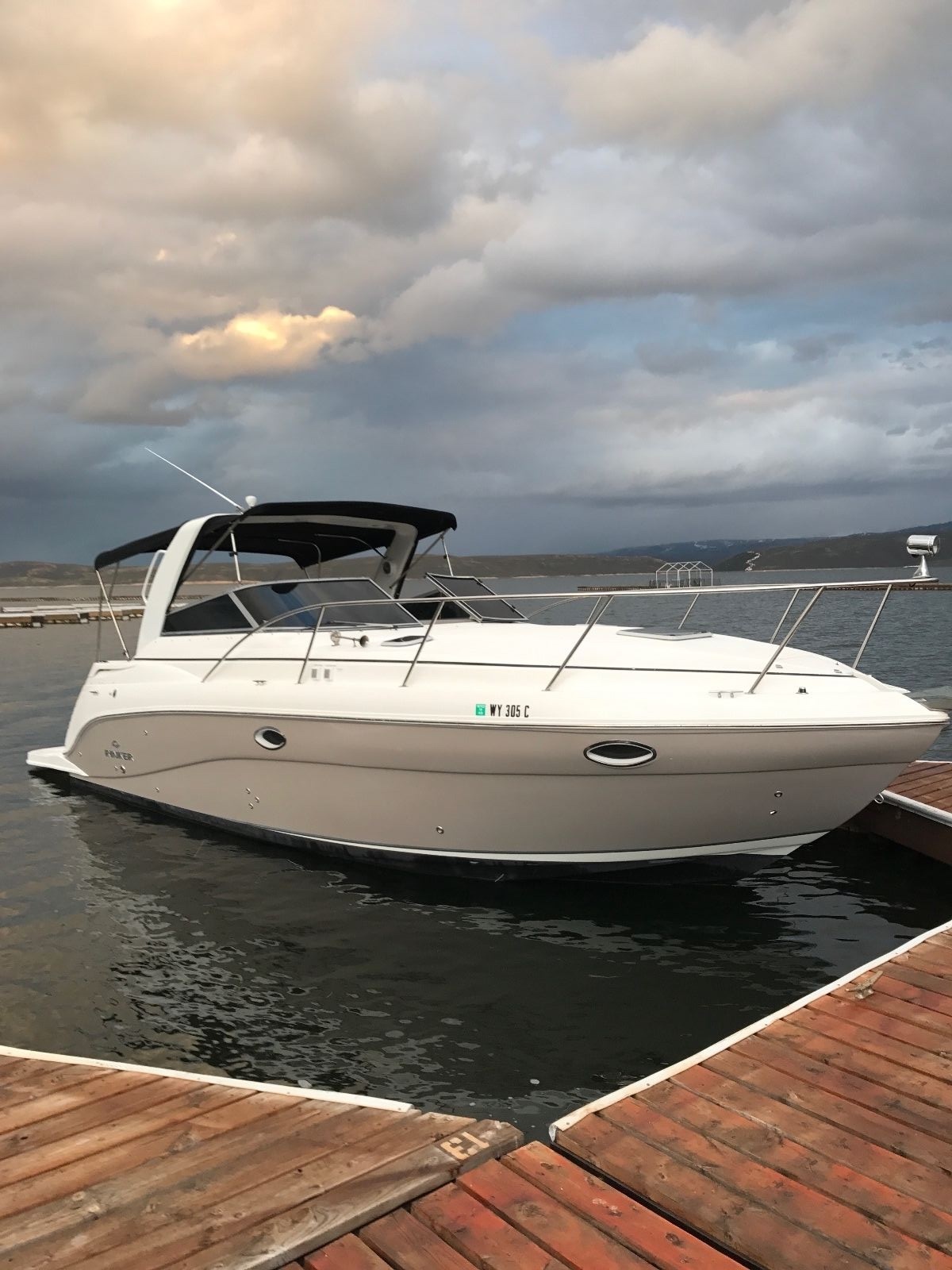 2006 Rinker 320 express