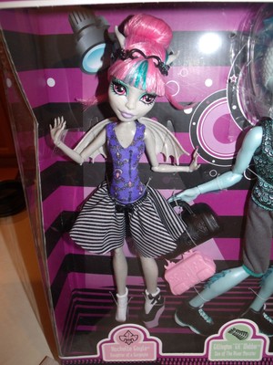 MONSTER HIGH FIVE DOLL GIFT SET ROCHELLE,GILL,LAGOONA,REBECCA,OPERETTA MINT NRFB
