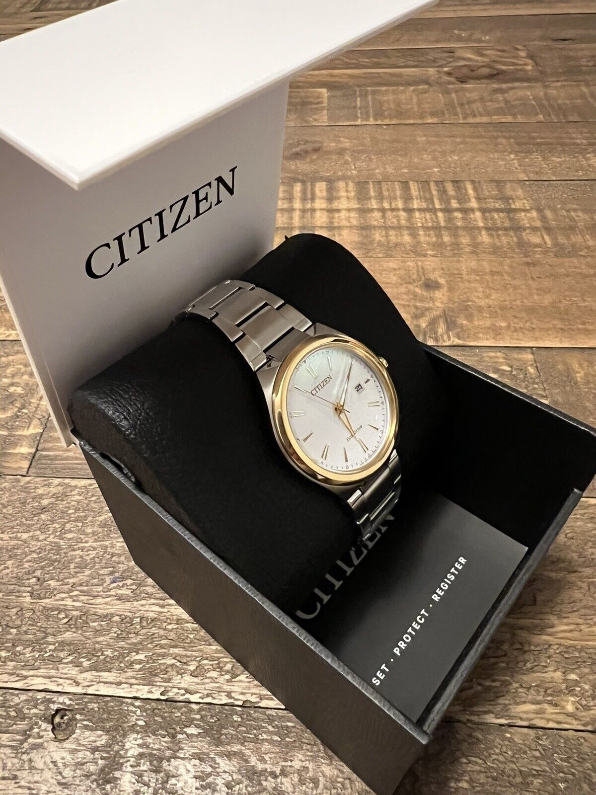 Citizen Eco-Drive Mens Watch - 39% Off Retail Price! ?