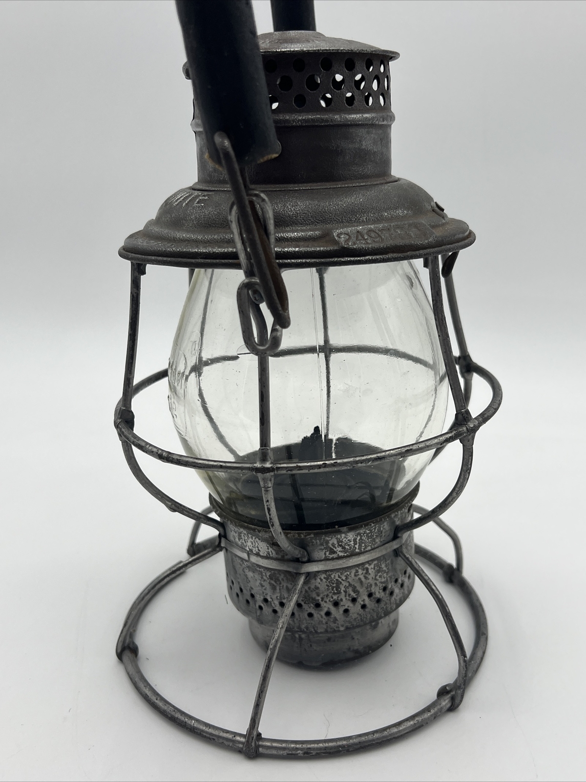 VTG ADLAKE RELIABLE BURLINGTON ROUTE RAILROAD TALL LANTERN W/ CAST ...