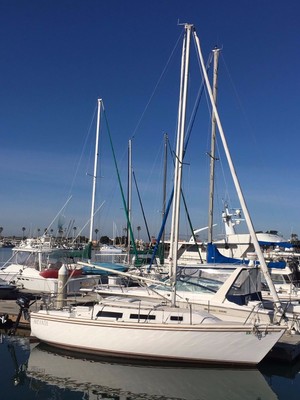 Catalina 25 Sailboat Reefing Main & Jib Swing Keel Pop Top