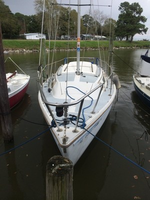 Catalina 25 sailboat, PoPTop