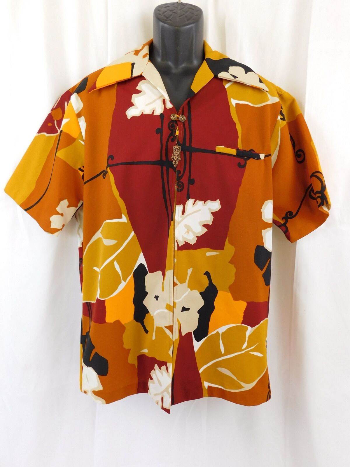 VINTAGE LIBERTY HOUSE MADE IN HAWAII 60'S POLYESTER FLORAL SHIRT