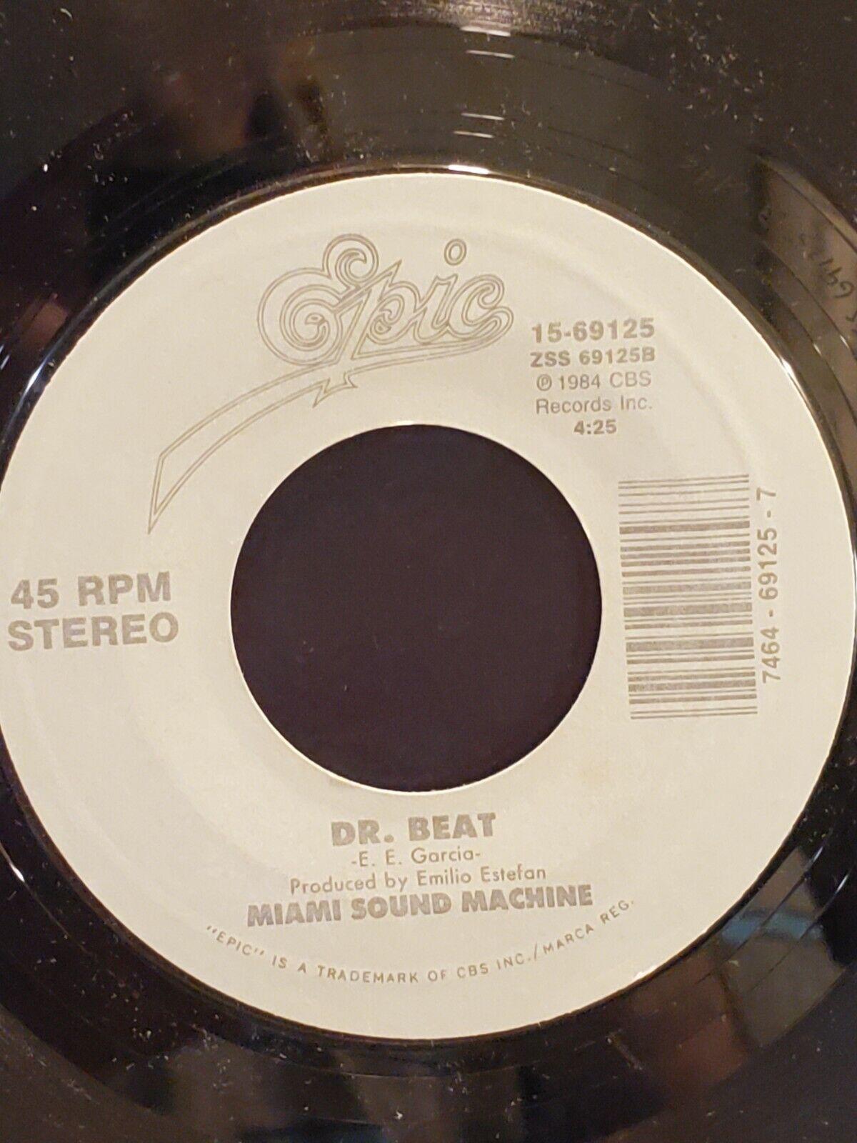 GLORIA ESTEFAN & MIAMI SOUND MACHINE 7" 45 RPM "Rhythm is Gonna Get You" VG+