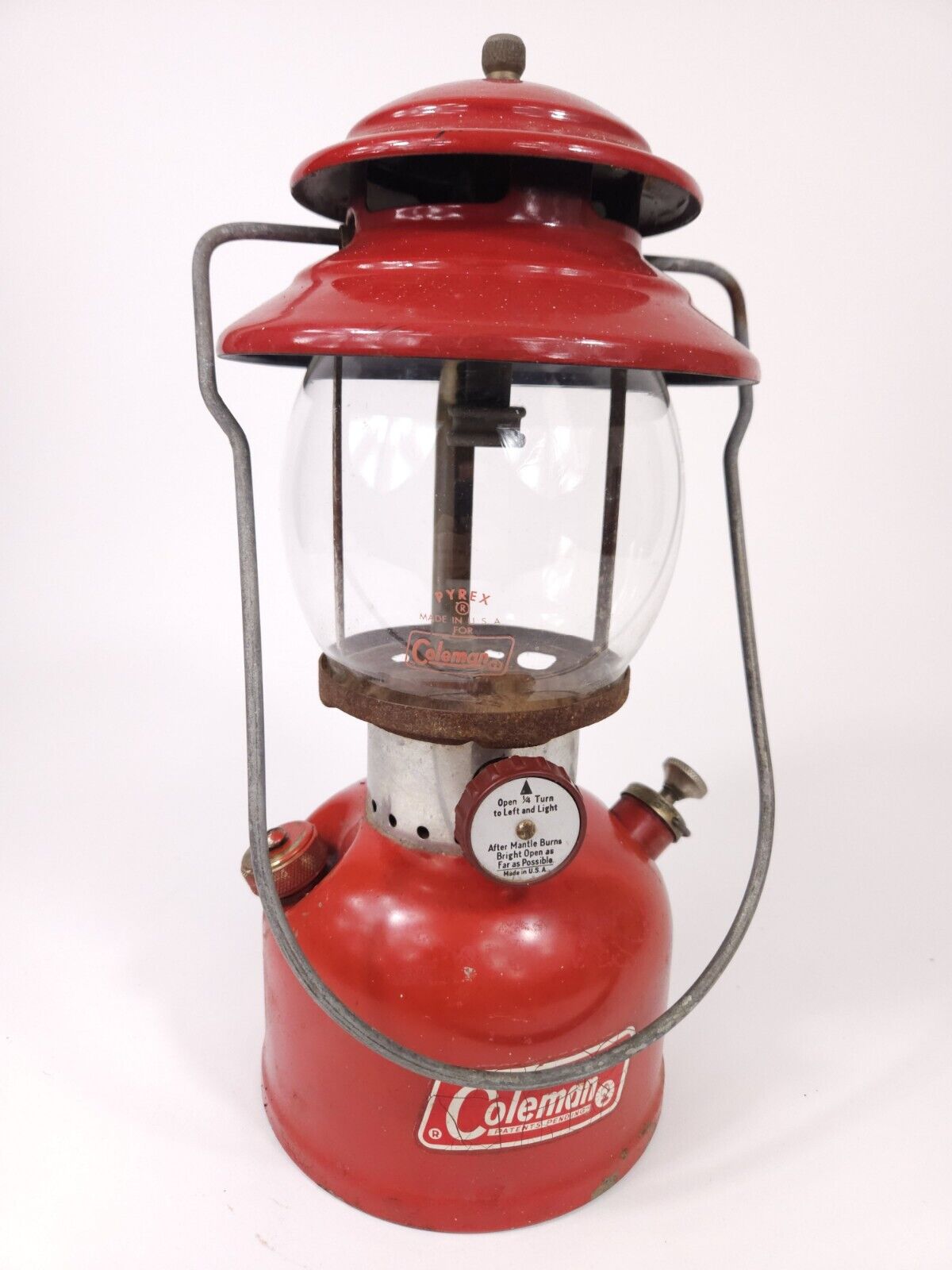 Vtg 1965 Coleman 200A Red Single Mantle Lantern