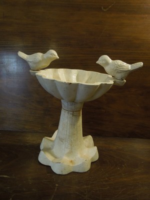 Cast Iron Miniature Metal Bird Bath With ...