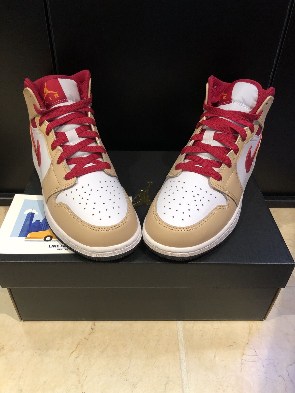 Nike Air Jordan 1 Mid Beige Red GS Size 6.5Y 554725-201 BRAND NEW