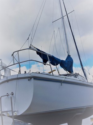 CATALINA 1981 ONE OWNER FOR AT LEAST 15 YRS