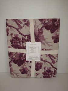 table Toile 16 x Vines 16  x runner Runner Purple 108 Bees Grape Sonoma Table 108 Birds