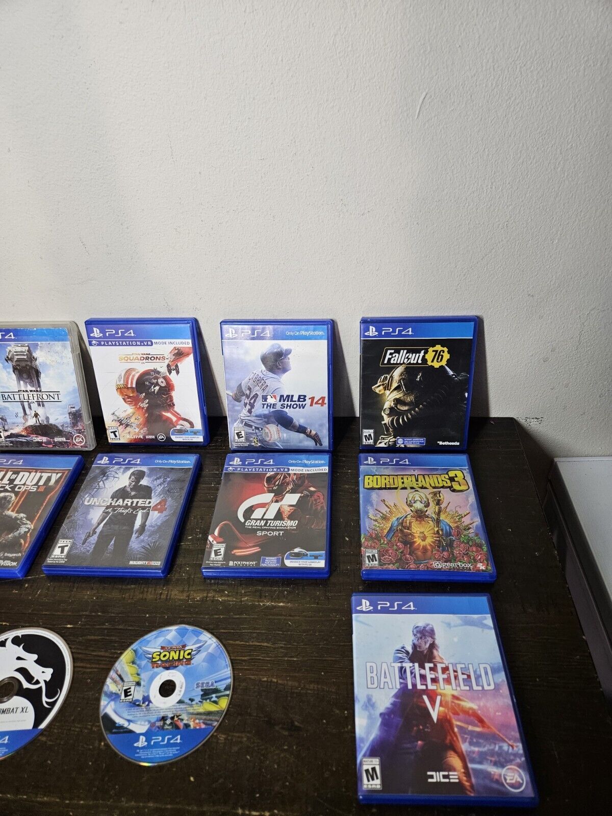 Sony PlayStation 4 Lot Of 11 Games Borderlands Call Of Duty Battlefield Sonic