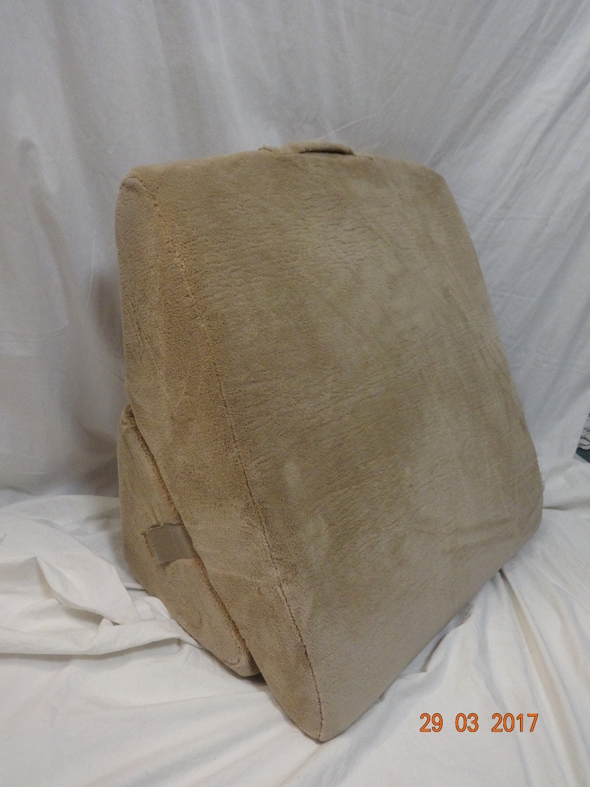 Upc 642893007188 4 In 1 Brookstone Memory Foam Bed Wedge Back