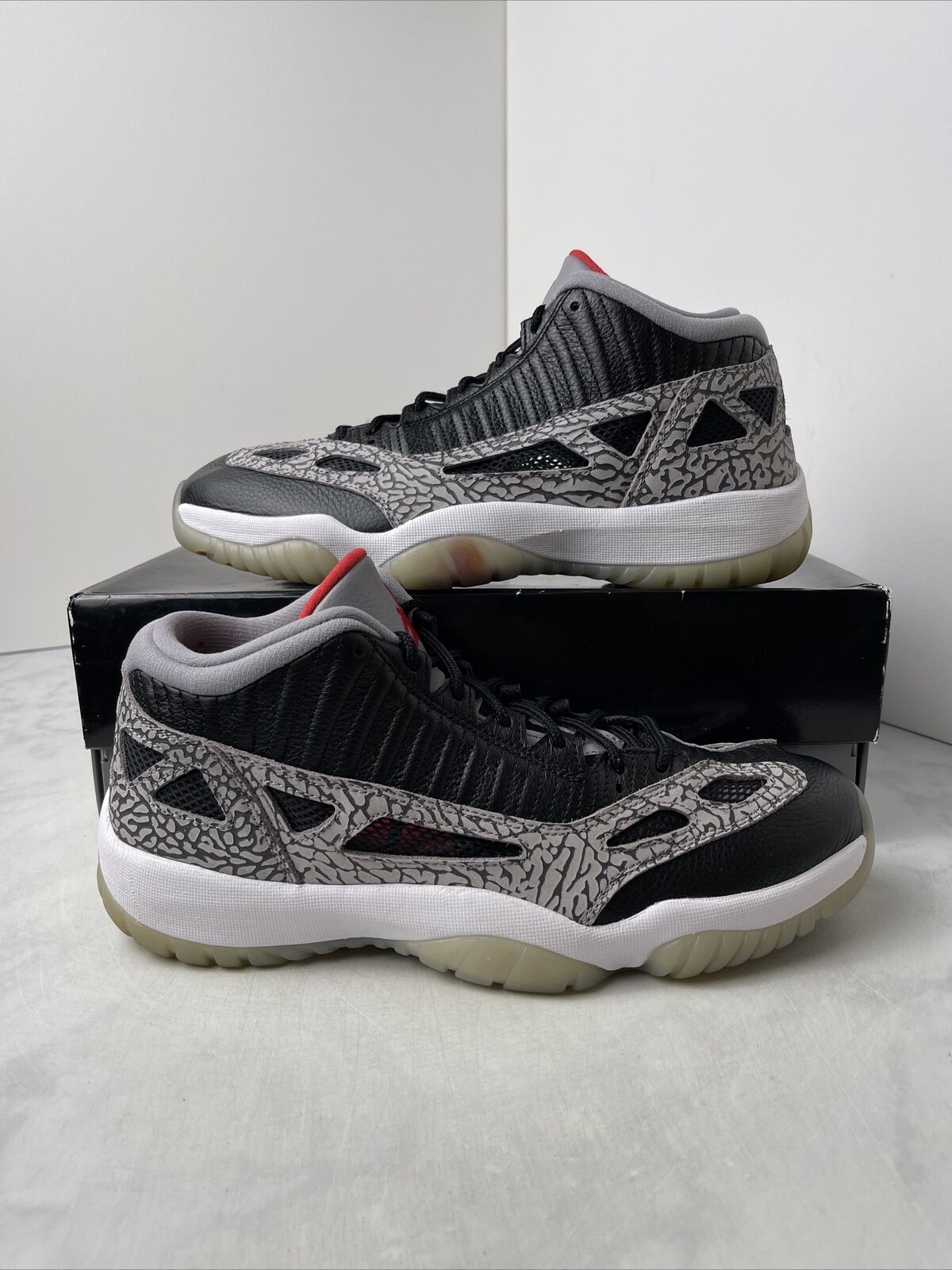 Nike Air Jordan 11 Retro Low IE Black Cement size 11.5 OG XI 919712?006 Black?