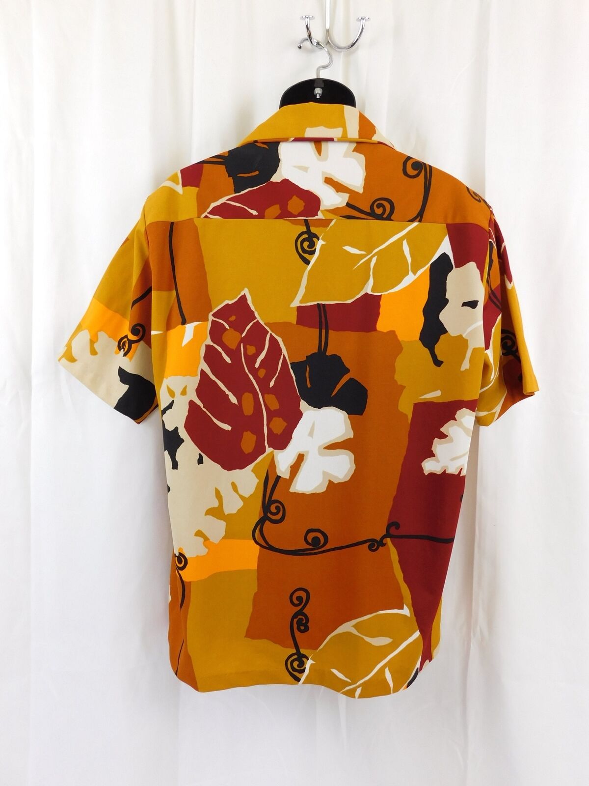 VINTAGE LIBERTY HOUSE MADE IN HAWAII 60'S POLYESTER FLORAL SHIRT