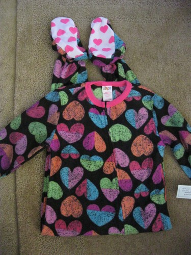 HEARTS-VALENTINES-GIRLS-SLEEPER-BLANKET-FOOTED-PAJAMAS-W-FEET-4-5