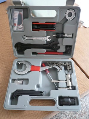 Brand New! Home Mechanic Bicycle Tool Kit 25!
