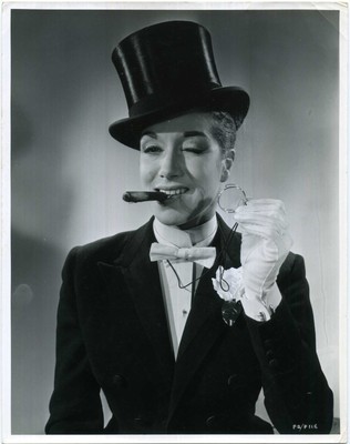 AFTER THE BALL 1957 Pat Kirkwood VESTA TILLEY Top Hat Monocle Cigar #P11E