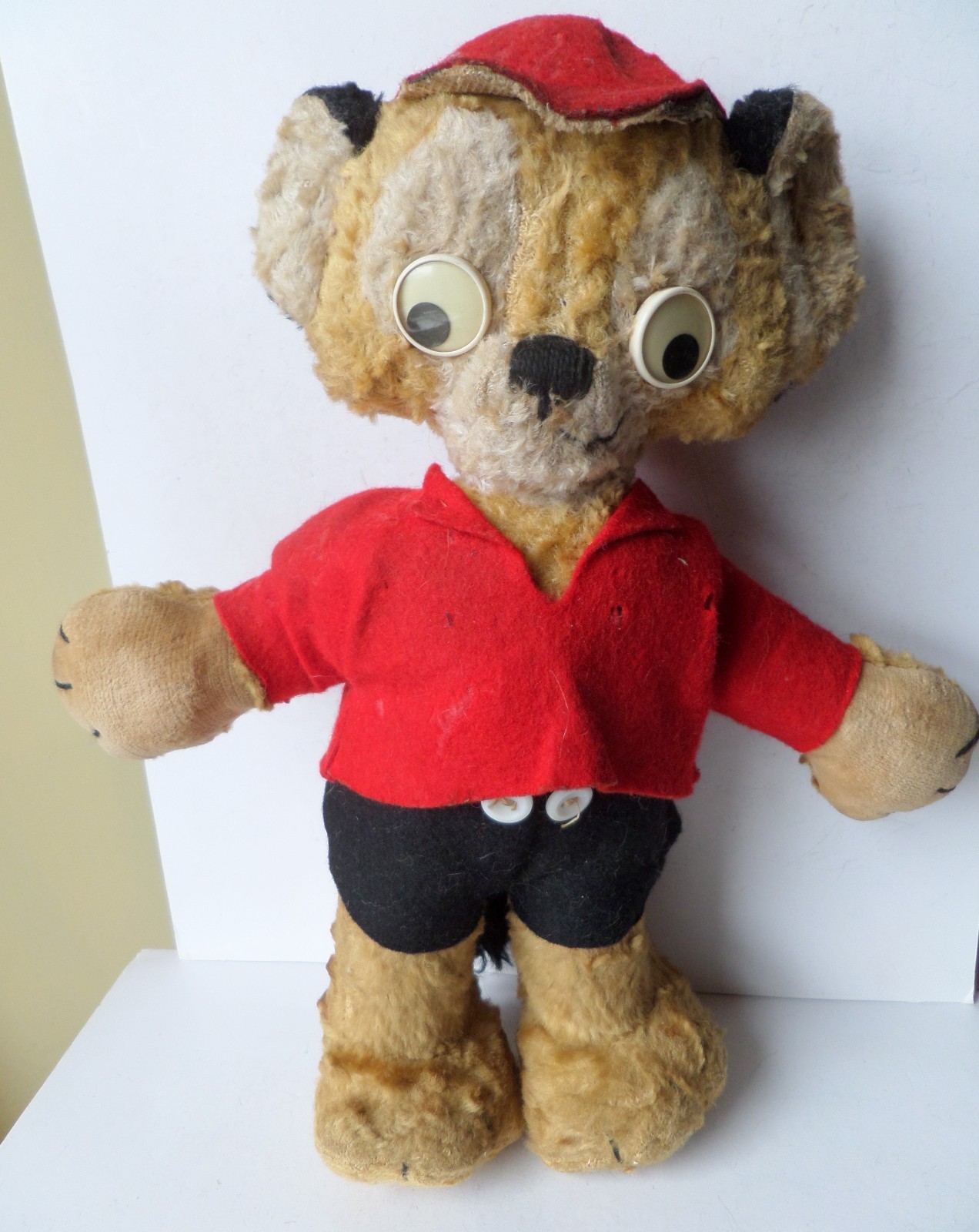 merrythought lion
