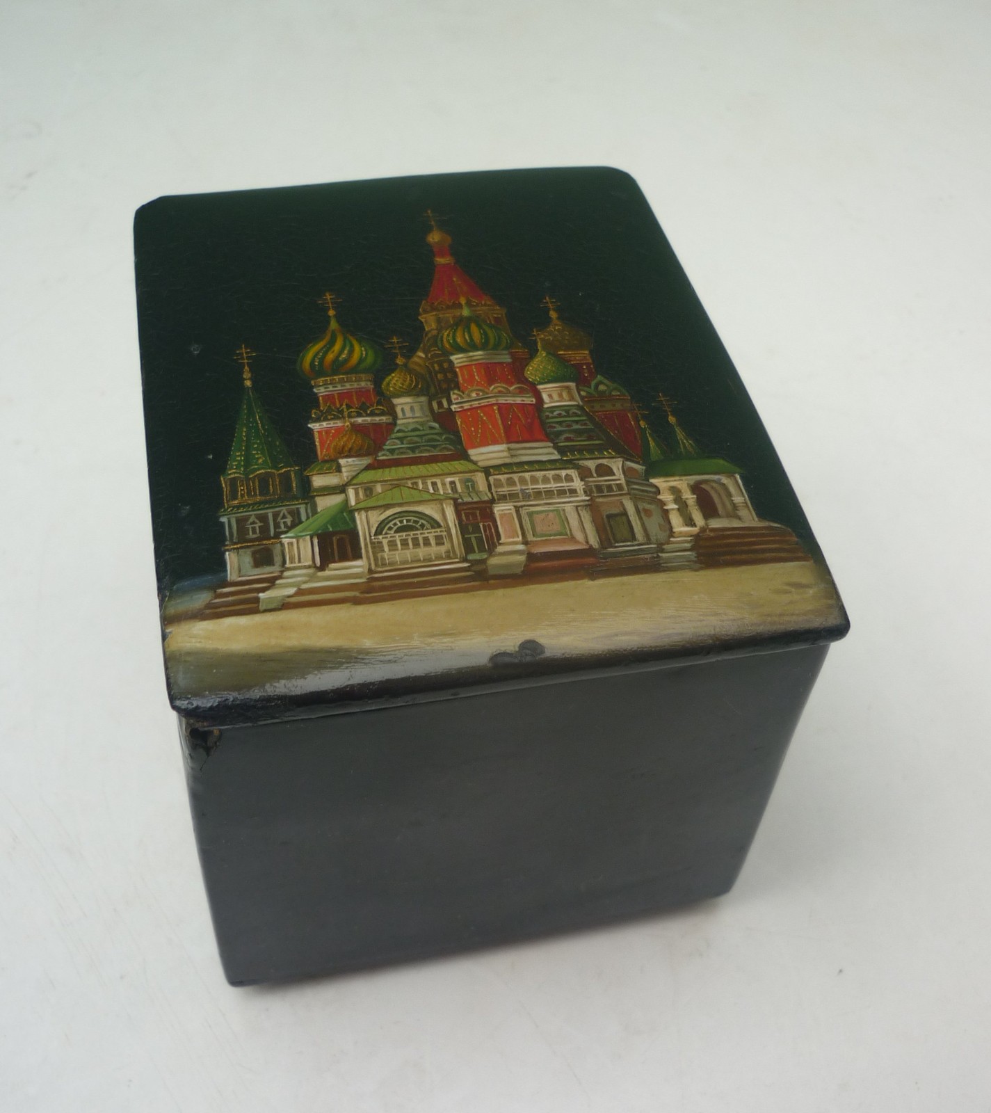 ANTIQUE RUSSIAN LACQUERED papier mâché BOX St Basil's Cathedral eBay