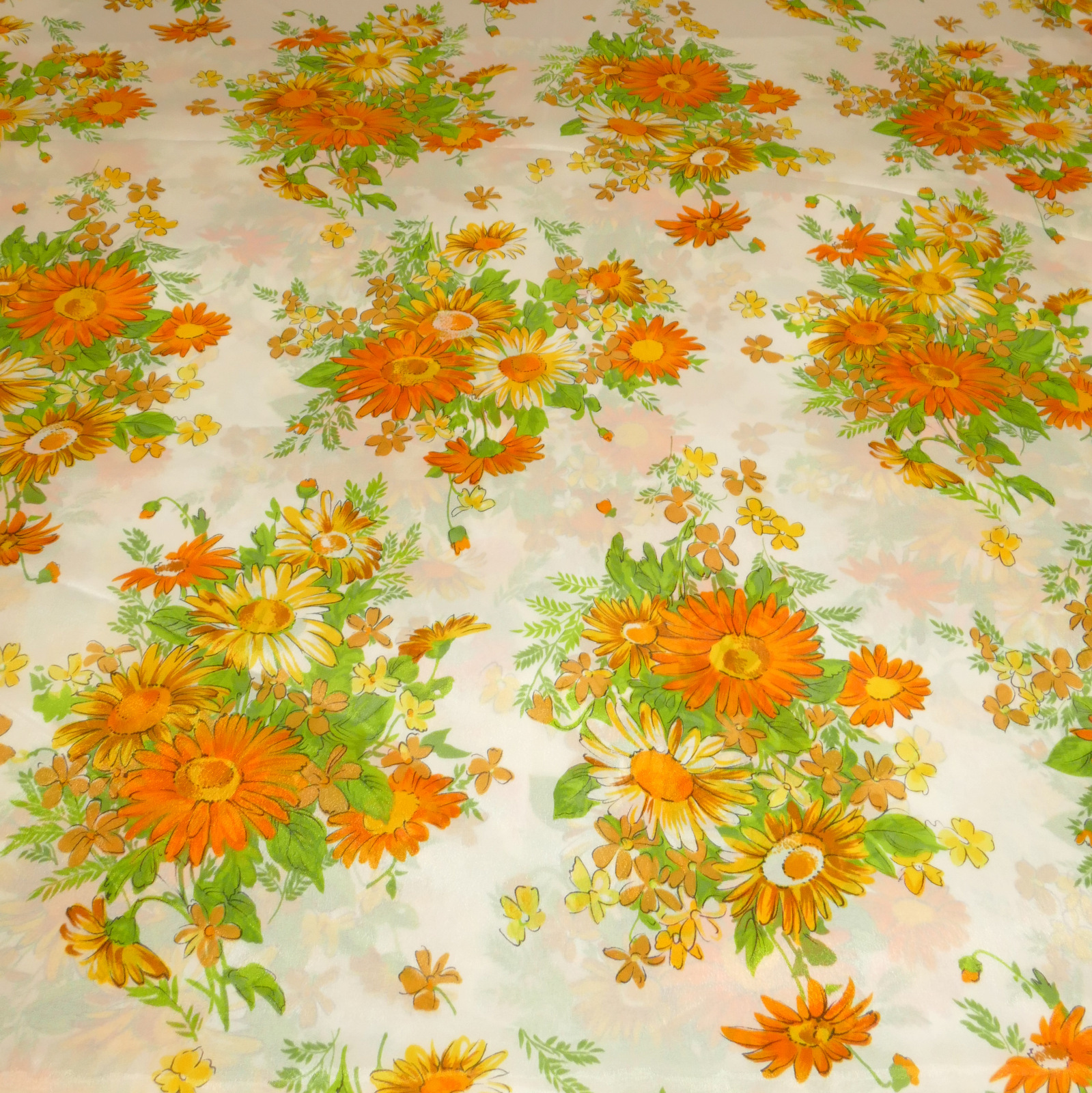 Craft Fabric Vintage 1970s Sheer Floral Flowers Daisy Orange 44