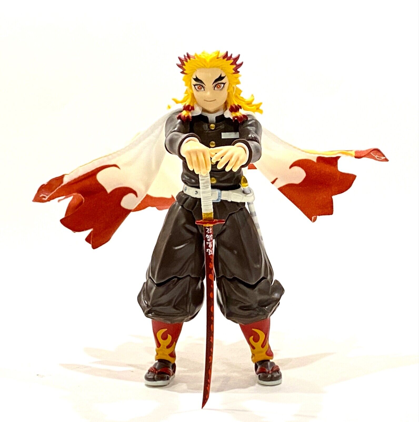 SU-C-REN: 1/12 fabric wired cape for 6" Demon Slayer Rengoku action figure 