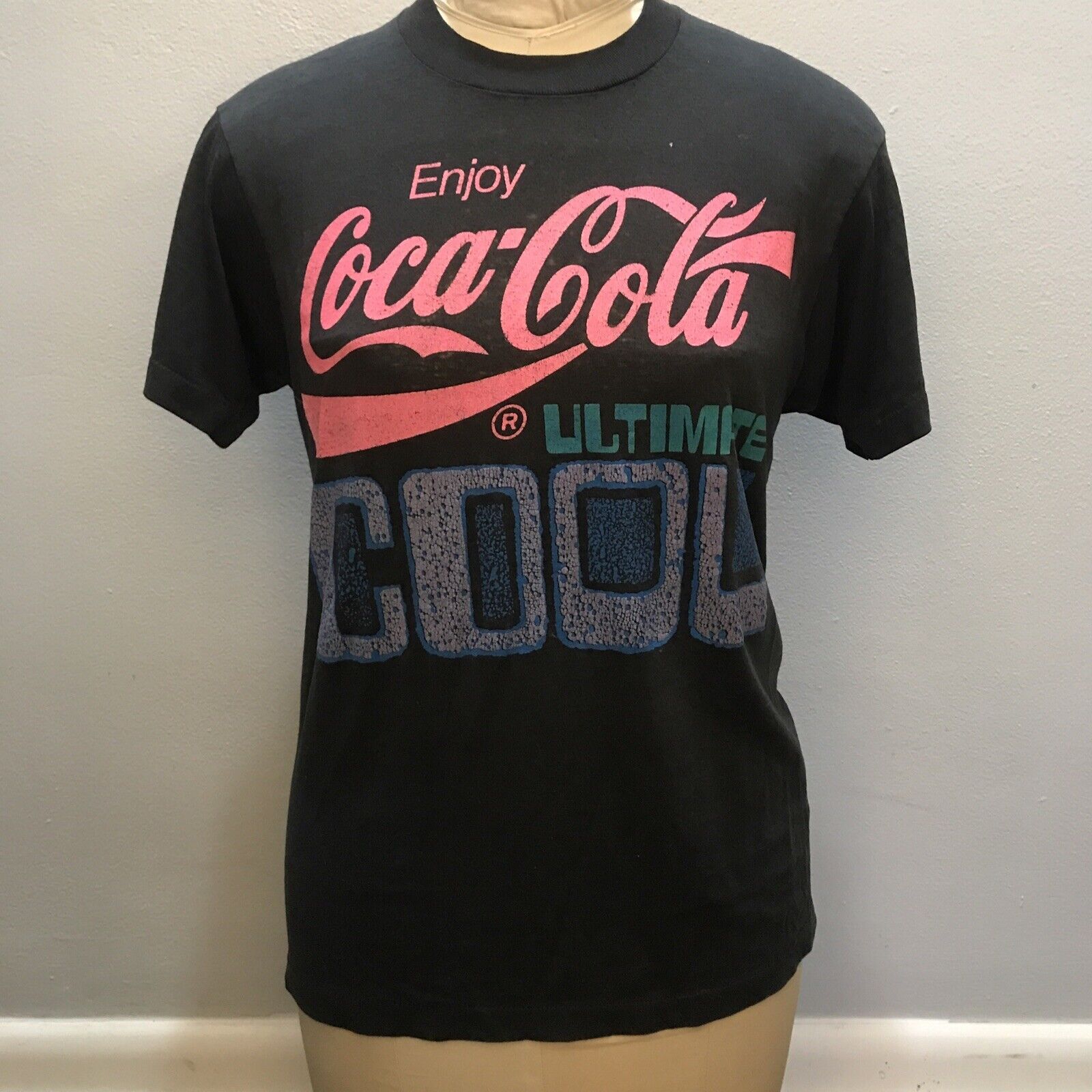 Vintage Enjoy Coca Cola Ultimate Cool Single Stitch Tshirt Screen Stars M USA
